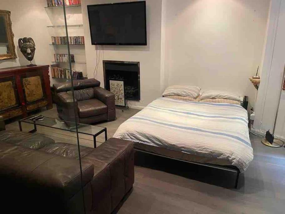 Large Studio Flat In Kensington Londyn Zewnętrze zdjęcie
