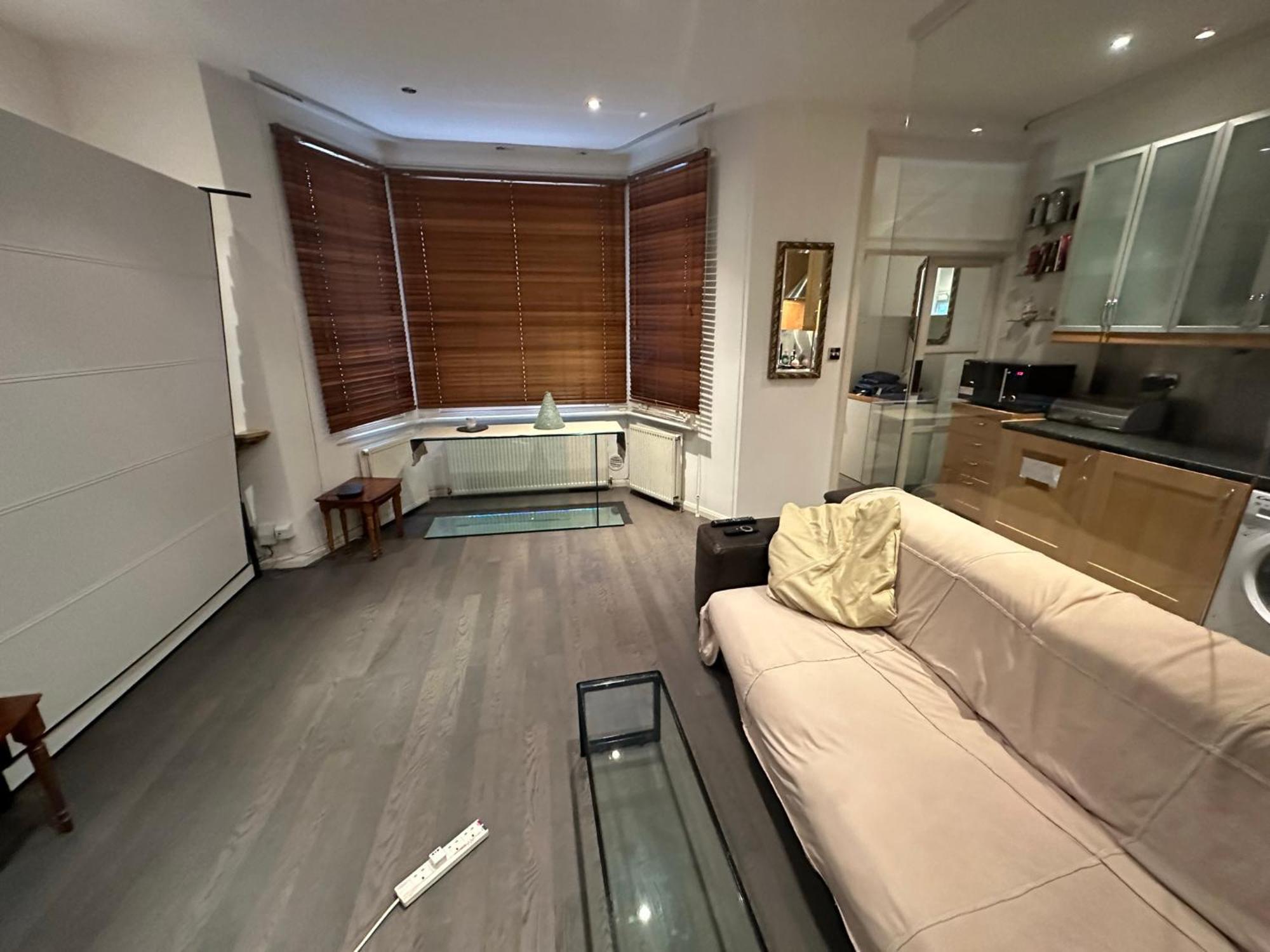 Large Studio Flat In Kensington Londyn Zewnętrze zdjęcie